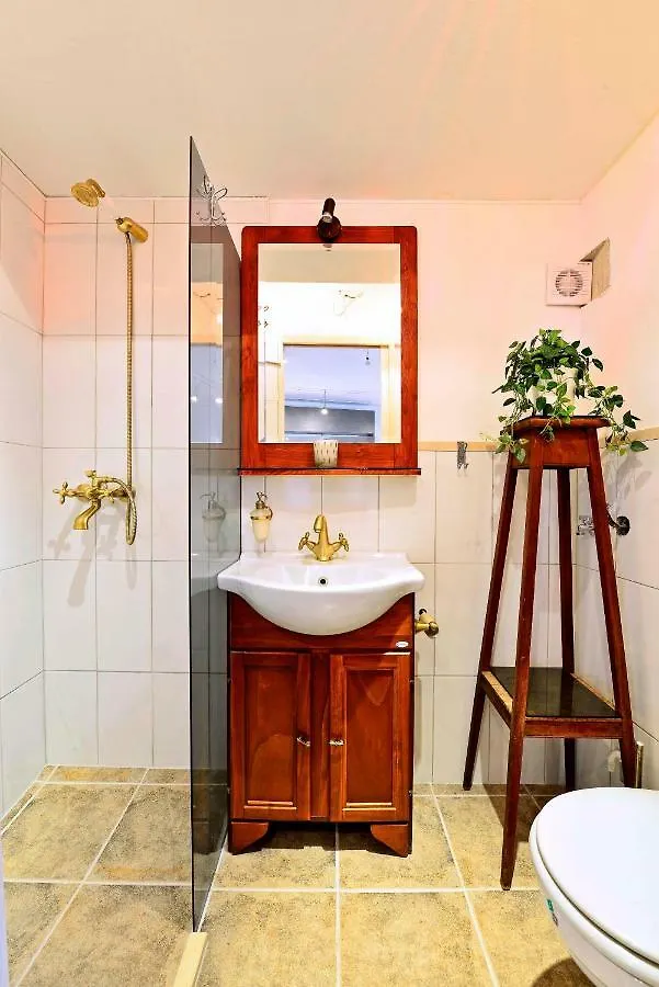 Gostinjska kuća Romantic Rooms Gena
