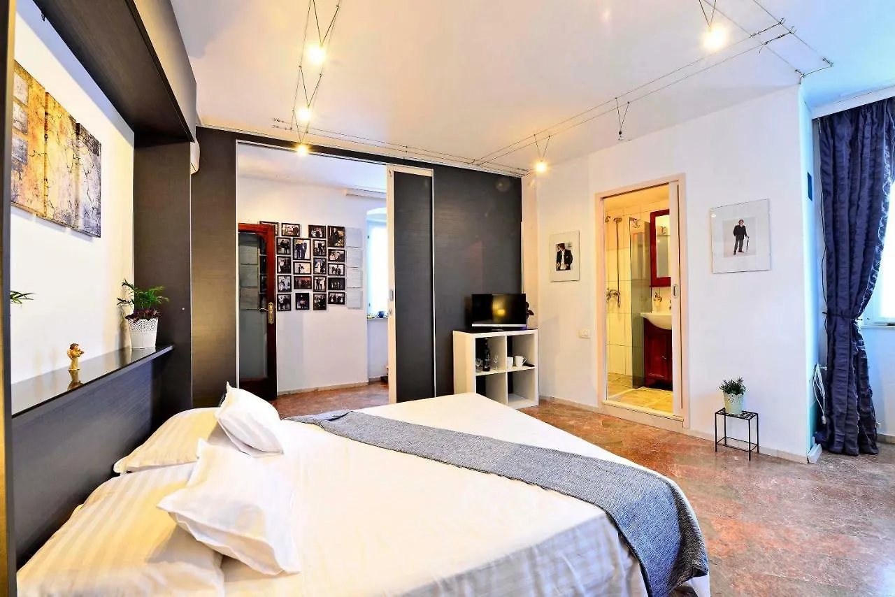 Gostinjska kuća Romantic Rooms Gena Croatia